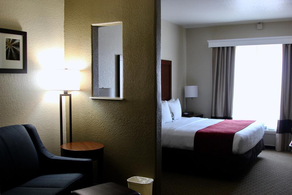 Red Roof Inn Plus+ Dallas - Addison Esterno foto