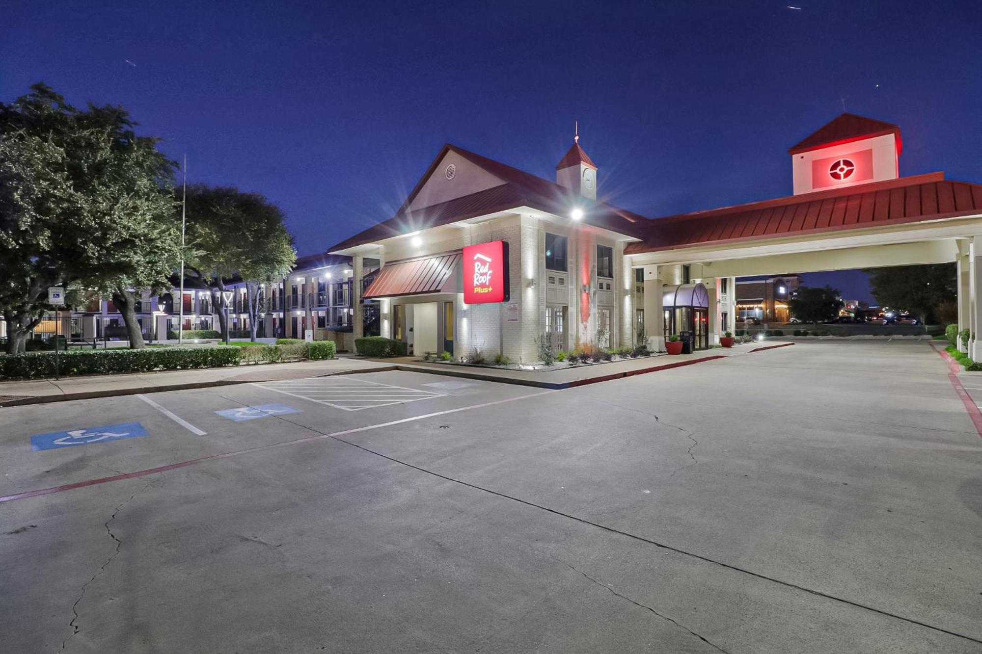 Red Roof Inn Plus+ Dallas - Addison Esterno foto